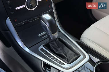 Внедорожник / Кроссовер Ford Edge 2015 в 