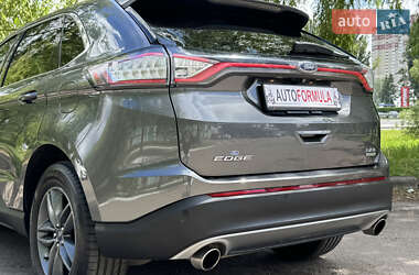 Внедорожник / Кроссовер Ford Edge 2017 в 