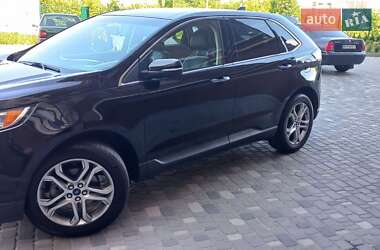 Внедорожник / Кроссовер Ford Edge 2017 в 