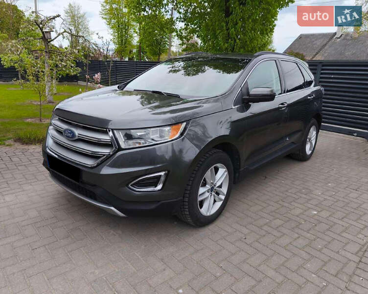 Позашляховик / Кросовер Ford Edge 2018 в 