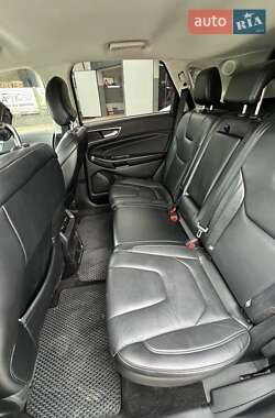 Позашляховик / Кросовер Ford Edge 2016 в 