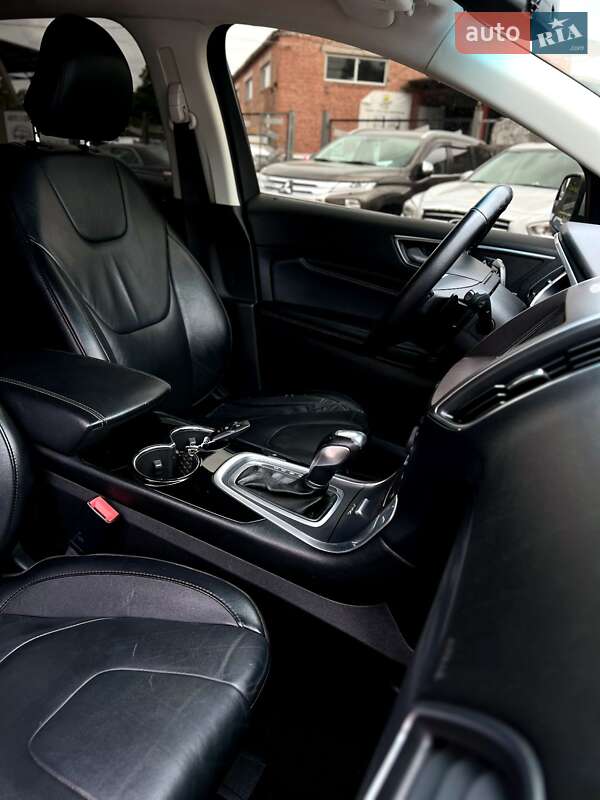 Внедорожник / Кроссовер Ford Edge 2016 в Чернигове