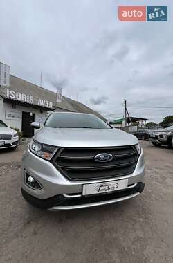 Позашляховик / Кросовер Ford Edge 2016 в 