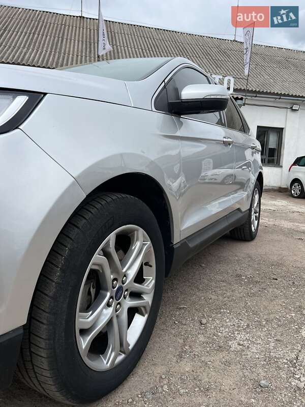 Внедорожник / Кроссовер Ford Edge 2016 в Чернигове