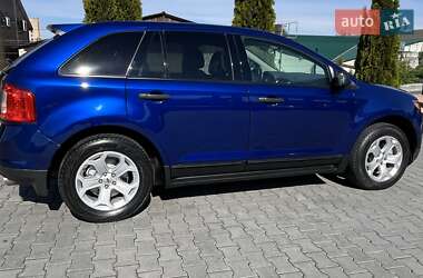 Позашляховик / Кросовер Ford Edge 2013 в 