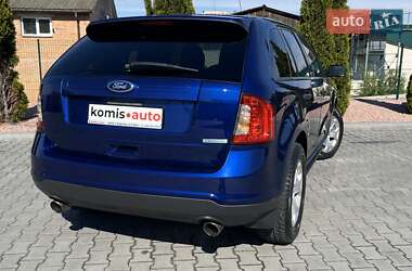 Позашляховик / Кросовер Ford Edge 2013 в 