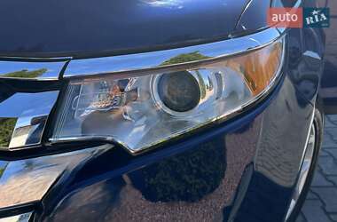 Позашляховик / Кросовер Ford Edge 2013 в 