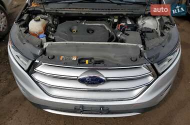 Позашляховик / Кросовер Ford Edge 2017 в 