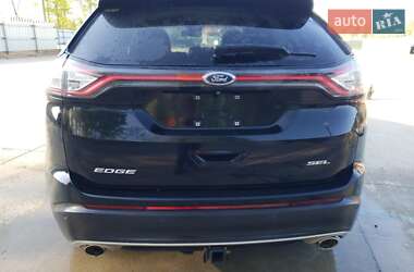 Внедорожник / Кроссовер Ford Edge 2015 в 
