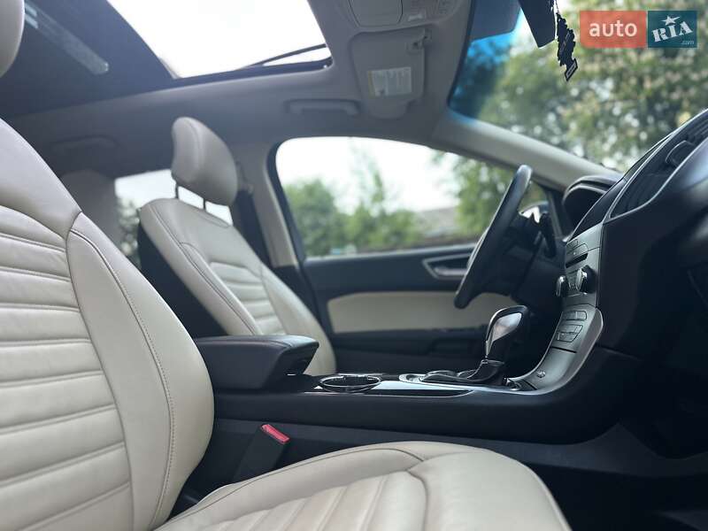 Внедорожник / Кроссовер Ford Edge 2016 в Хмельницком