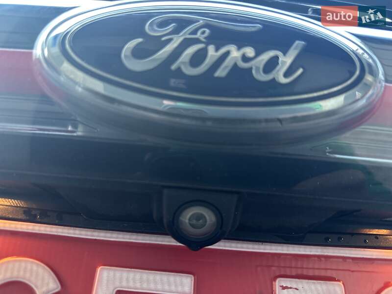 Внедорожник / Кроссовер Ford Edge 2016 в Хмельницком