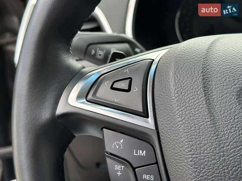 Внедорожник / Кроссовер Ford Edge 2019 в Одессе