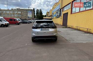 Внедорожник / Кроссовер Ford Edge 2017 в 