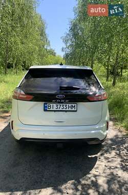 Внедорожник / Кроссовер Ford Edge 2023 в 