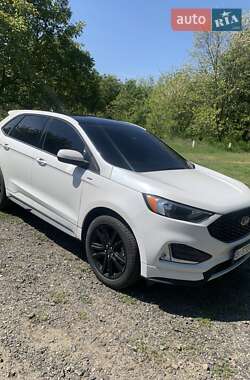 Внедорожник / Кроссовер Ford Edge 2023 в 