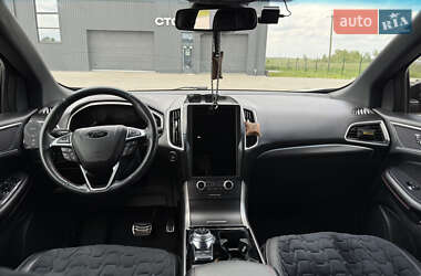 Позашляховик / Кросовер Ford Edge 2020 в 