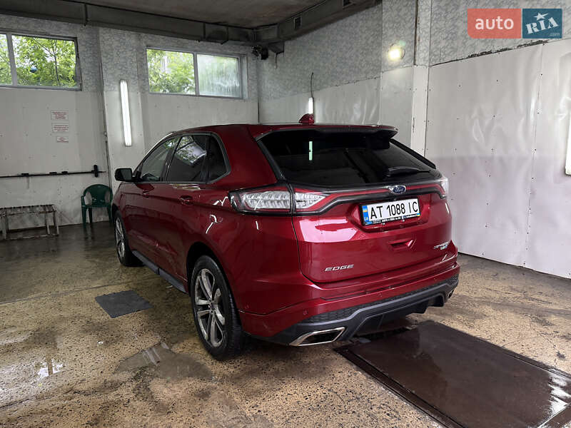 Внедорожник / Кроссовер Ford Edge 2016 в Ивано-Франковске