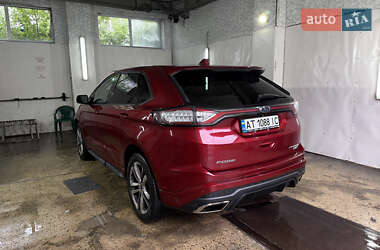 Внедорожник / Кроссовер Ford Edge 2016 в 