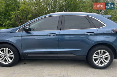 Внедорожник / Кроссовер Ford Edge 2019 в 