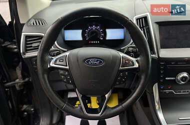 Внедорожник / Кроссовер Ford Edge 2018 в 