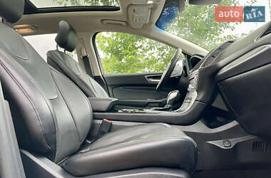 Внедорожник / Кроссовер Ford Edge 2017 в 