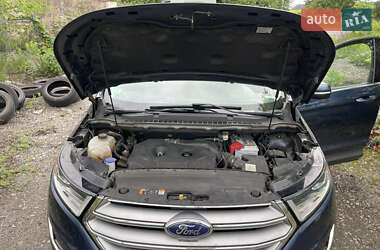 Внедорожник / Кроссовер Ford Edge 2017 в 