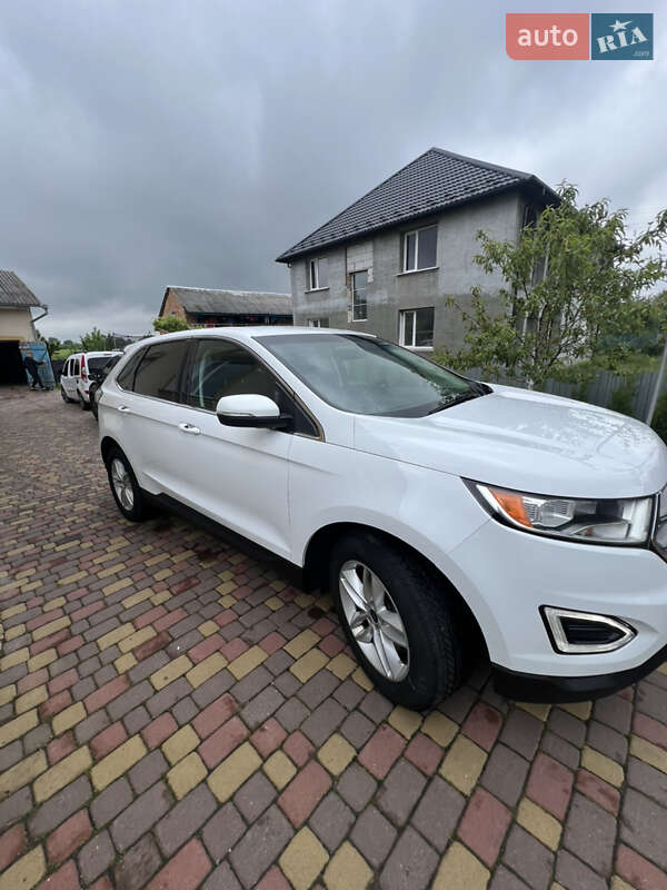 Внедорожник / Кроссовер Ford Edge 2016 в Дубно