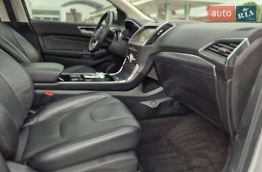 Внедорожник / Кроссовер Ford Edge 2019 в 