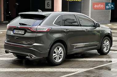 Внедорожник / Кроссовер Ford Edge 2015 в 