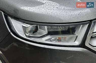 Внедорожник / Кроссовер Ford Edge 2015 в 