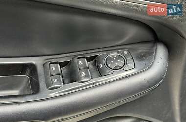Внедорожник / Кроссовер Ford Edge 2015 в 