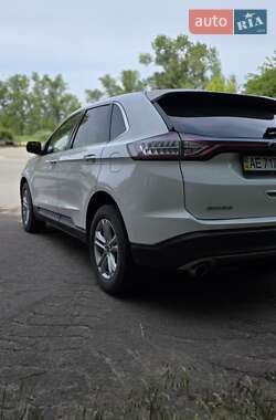 Внедорожник / Кроссовер Ford Edge 2017 в 