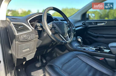 Внедорожник / Кроссовер Ford Edge 2016 в 