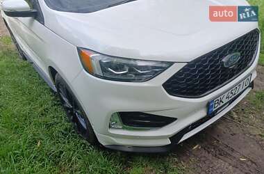 Внедорожник / Кроссовер Ford Edge 2021 в 