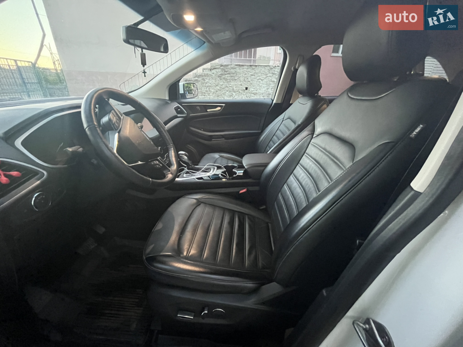 Ford Edge 2018 VIN 2FMPK4J80JBB86445 фото оголошення 18 з 29