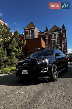 Внедорожник / Кроссовер Ford Edge 2016 в 