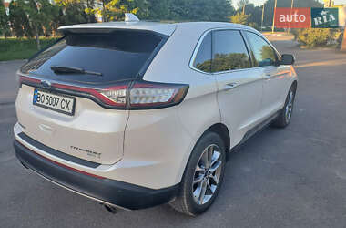 Внедорожник / Кроссовер Ford Edge 2017 в 
