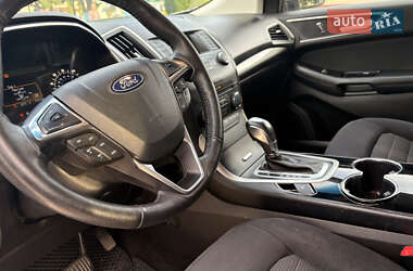 Позашляховик / Кросовер Ford Edge 2018 в 