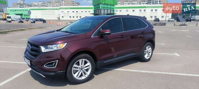 Внедорожник / Кроссовер Ford Edge 2017 в 