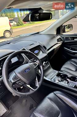 Внедорожник / Кроссовер Ford Edge 2019 в 