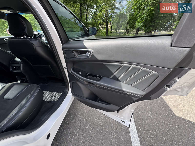 Внедорожник / Кроссовер Ford Edge 2018 в Одессе