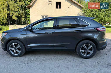 Внедорожник / Кроссовер Ford Edge 2019 в 