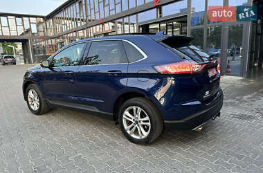 Внедорожник / Кроссовер Ford Edge 2016 в 