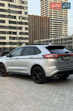 Внедорожник / Кроссовер Ford Edge 2015 в 