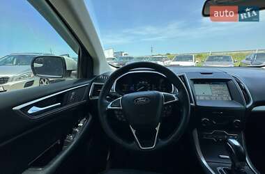 Позашляховик / Кросовер Ford Edge 2018 в 