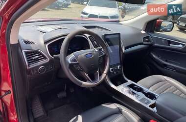 Позашляховик / Кросовер Ford Edge 2021 в 