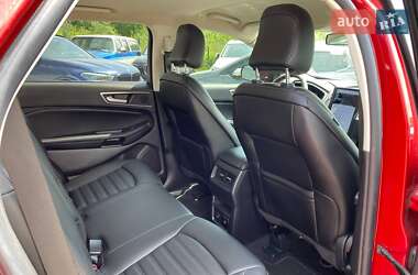 Позашляховик / Кросовер Ford Edge 2021 в 