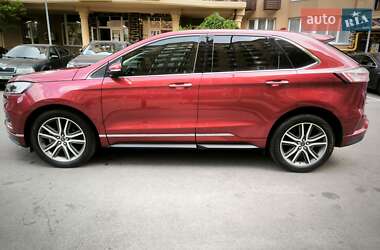 Внедорожник / Кроссовер Ford Edge 2019 в 