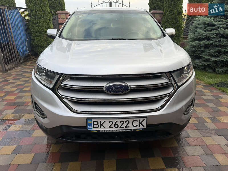 Внедорожник / Кроссовер Ford Edge 2016 в Ровно