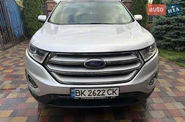 Внедорожник / Кроссовер Ford Edge 2016 в 